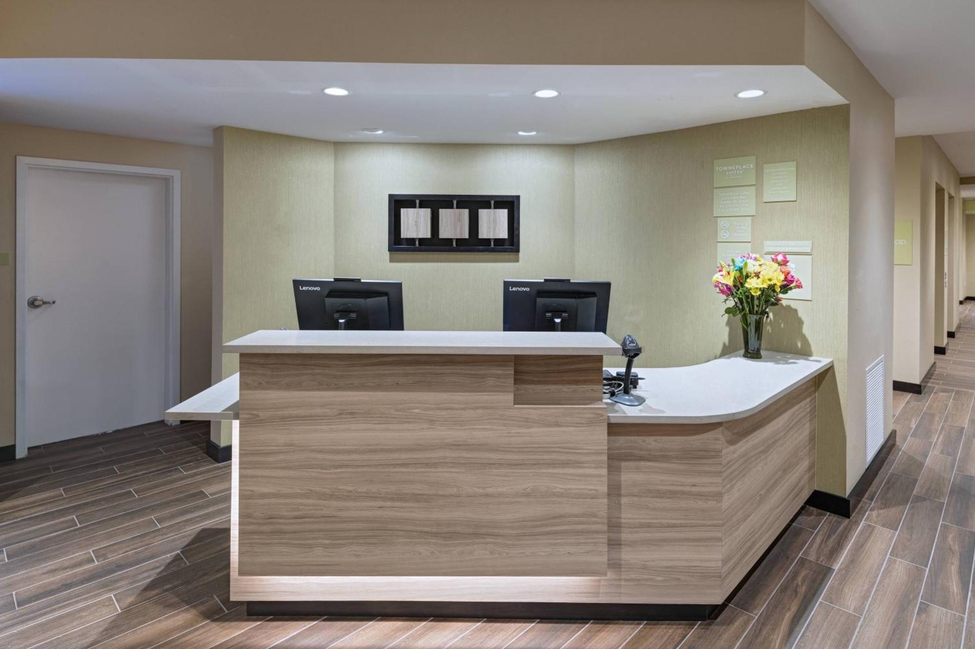 Towneplace Suites By Marriott Naples Vineyards Exterior foto